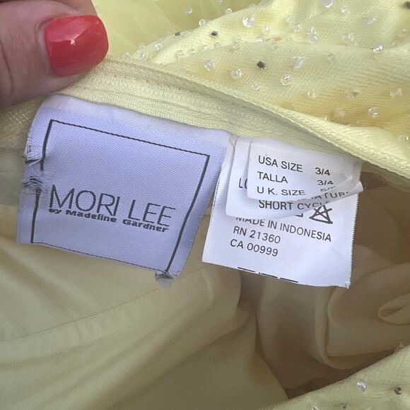 Mori Lee Y2K Butterfly Bead Embellish Yellow Poof quinceañera Prom Ball Gown 3/4 - Picture 12 of 15